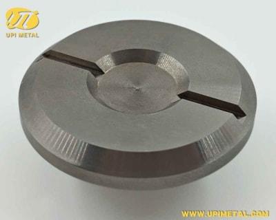 Custom CNC Stainless Steel Pan - Head Screws